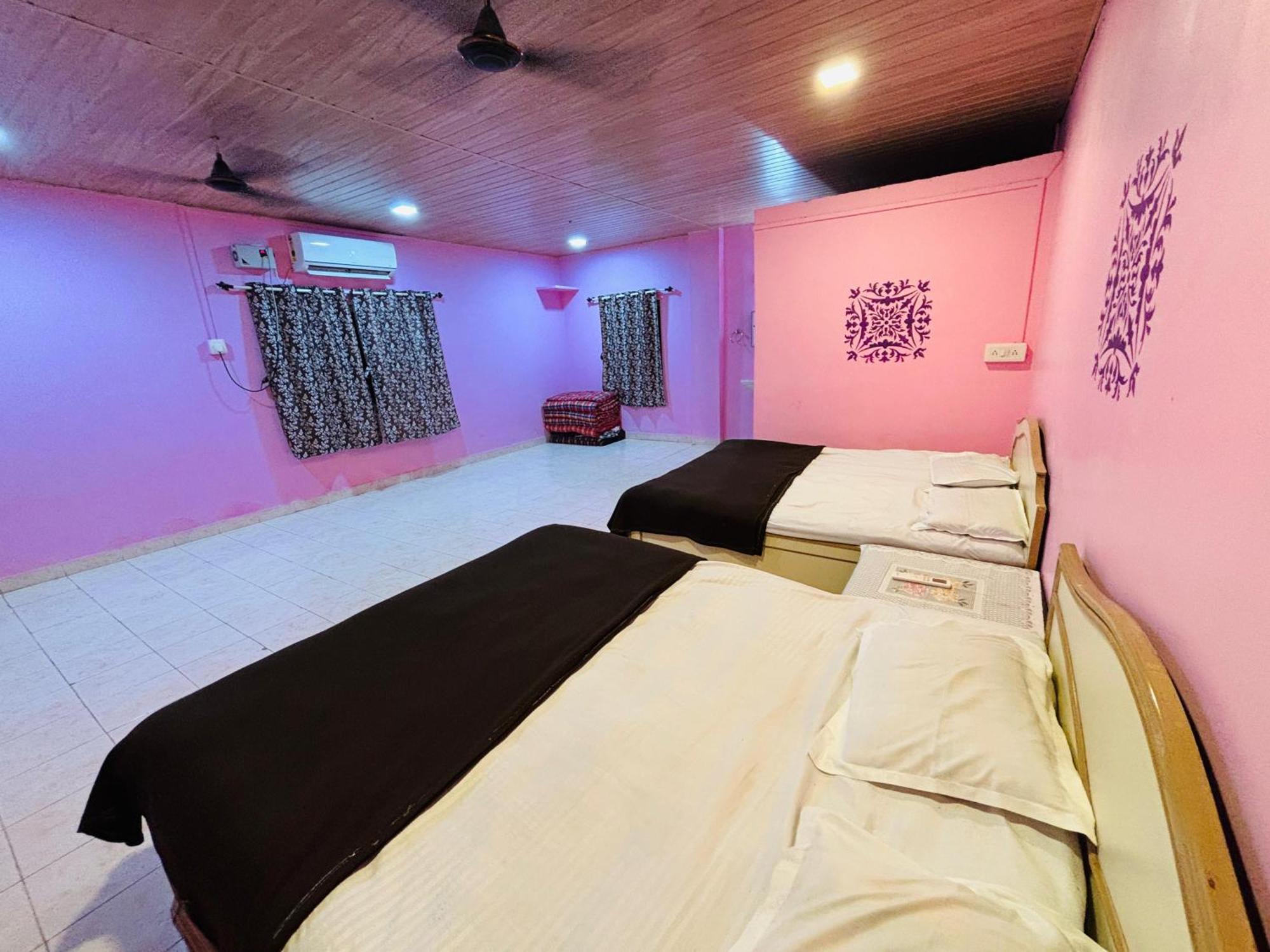 Stay On The Way Resort Mandwa Alībāg Esterno foto
